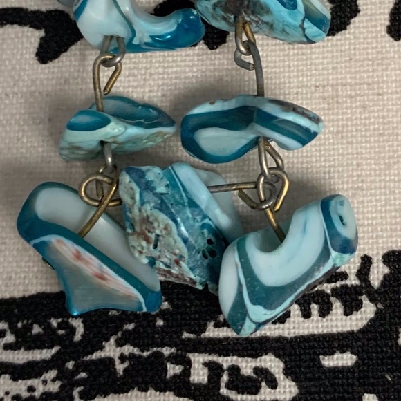 Blue Shell Necklace & matching pierced earrings - Picture 2 of 5